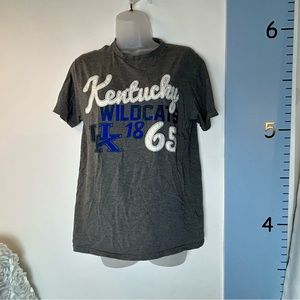 Rivalry Threads 91‎ Kentucky Wildcats Gray T-shirt Men's Small 34/36